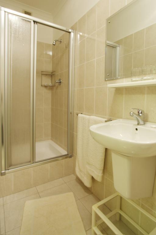 Guest House Michelitsch Cape Town Room photo